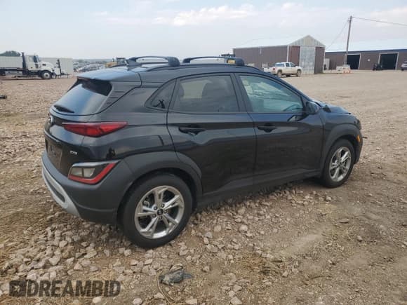 ✅ 2022 Hyundai Kona SEL • VIN: KM8K6CAB2NU817071 • Лот: 80124665. Опубликован ранее на Copart с пробегом 81 394 миль. Бесплатный доступ к архиву аукционных продаж из США и подробный отчёт об истории автомобиля на DreamBid. Изображение 3.