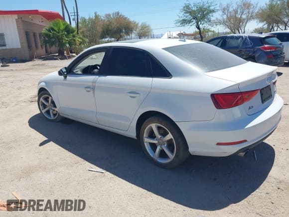 ✅ 2015 Audi A3 Premium • VIN: WAUBFGFFXF1001801 • Lot: 42575023. Listed on IAAI with 173,959 mi. Free auction sales archive from the USA and detailed vehicle history report at DreamBid. Image 3.