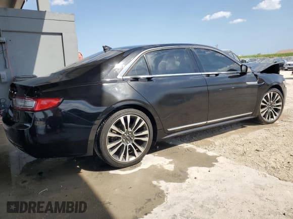 ✅ 2019 Lincoln Continental Select • VIN: 1LN6L9SK0K5611264 • Lot: 52401395. Listed on Copart with 18,310 mi. Free auction sales archive from the USA and detailed vehicle history report at DreamBid. Image 3.