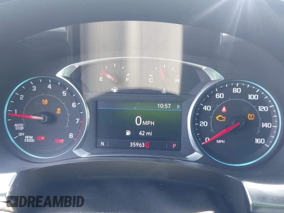 ✅ 2022 Chevrolet Traverse LT • VIN: 1GNEVHKW2NJ160235 • Lot: 42571585. Wystawiony na IAAI z przebiegiem 35 963 mil. Bezpłatny archiwum sprzedaży aukcyjnych z USA i szczegółowy raport historii pojazdu na DreamBid. Zdjęcie 7.