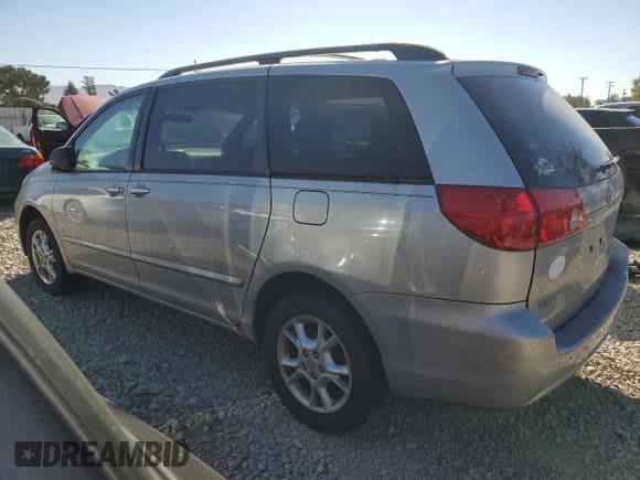 ✅ 2006 Toyota Sienna LE • VIN: 5TDBA23C46S058495 • Лот: 80939525. Опубликован ранее на Copart с пробегом 234 217 миль. Бесплатный доступ к архиву аукционных продаж из США и подробный отчёт об истории автомобиля на DreamBid. Изображение 2.