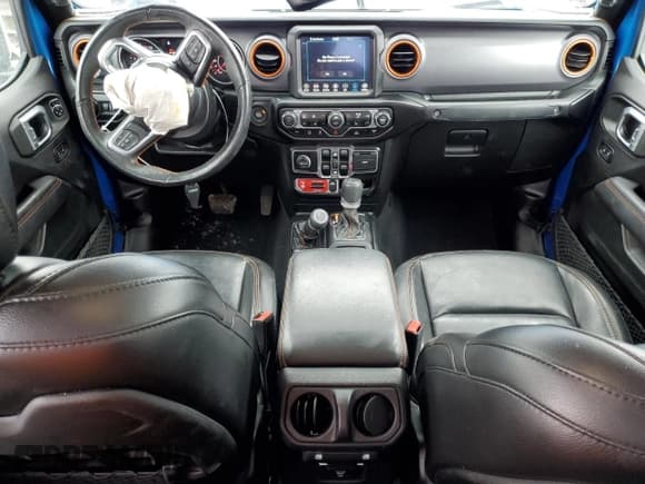 ✅ 2022 Jeep Gladiator Mojave • VIN: 1C6JJTEGXNL129496 • Lot: 43359345. Wystawiony na Copart z przebiegiem 96 060 mil. Bezpłatny archiwum sprzedaży aukcyjnych z USA i szczegółowy raport historii pojazdu na DreamBid. Zdjęcie 8.