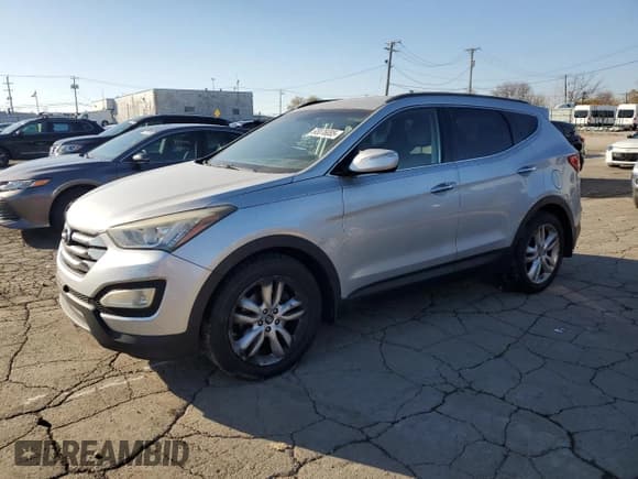✅ 2013 Hyundai Santa Fe Sport • VIN: 5XYZU3LA8DG014486 • Lot: 93076085. Listed on Copart with 147,456 mi. Free auction sales archive from the USA and detailed vehicle history report at DreamBid. Image 1.