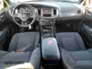 2012 Dodge Charger SE z VIN 2C3CDXBGXCH197655, wystawiony jako Copart lot #82425155 z przebiegiem 180 152 mil mil oraz Szkoda całkowita • Salvage title. Historia ofert i sprzedaży dostępna na DreamBid. Obrazek 8.