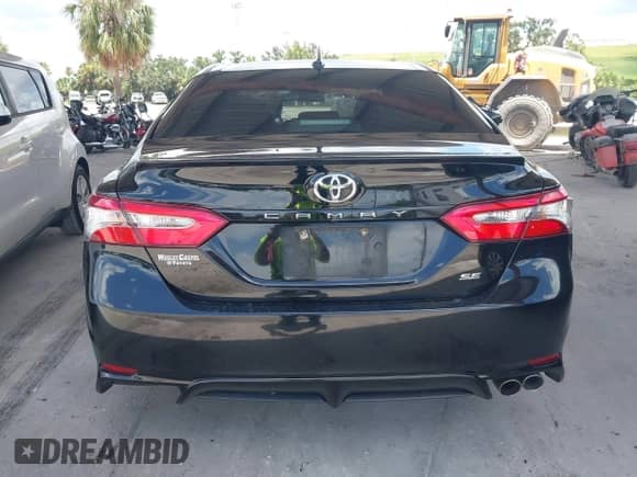 2019 Toyota Camry LE z VIN 4T1B11HKXKU217662, wystawiony jako IAAI lot #42639751 z przebiegiem 208 492 mil mil oraz . Historia ofert i sprzedaży dostępna na DreamBid. Obrazek 16.