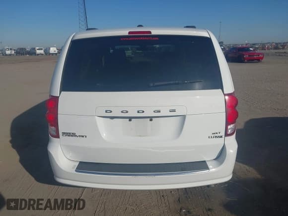 ✅ 2020 Dodge Grand Caravan SXT • VIN: 2C4RDGCG6LR153912 • Лот: 43641519. Опубликован ранее на IAAI с пробегом 204 586 миль. Бесплатный доступ к архиву аукционных продаж из США и подробный отчёт об истории автомобиля на DreamBid. Изображение 16.
