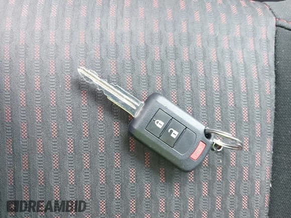 ✅ 2019 Mitsubishi Outlander ES • VIN: JA4AP3AU8KU004080 • Lot: 42920992. Listed on IAAI with 84,889 mi. Free auction sales archive from the USA and detailed vehicle history report at DreamBid. Image 11.