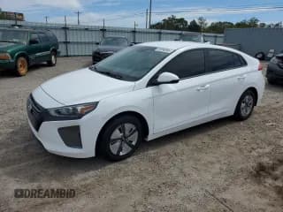 ✅ 2018 Hyundai Ioniq Blue • VIN: KMHC65LC8JU064968 • Lot: 84390865. Wystawiony na Copart z przebiegiem 146 475 mil. Bezpłatny archiwum sprzedaży aukcyjnych z USA i szczegółowy raport historii pojazdu na DreamBid. Zdjęcie 1.