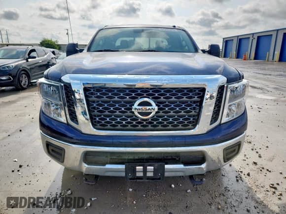 ✅ 2017 Nissan Titan SV • VIN: 1N6BA1F31HN525951 • Lot: 64398305. Wystawiony na Copart z przebiegiem 105 769 mil. Bezpłatny archiwum sprzedaży aukcyjnych z USA i szczegółowy raport historii pojazdu na DreamBid. Zdjęcie 5.