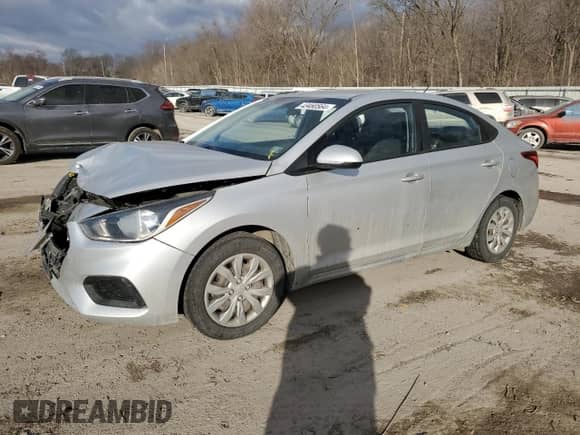 2018 Hyundai Accent SEL z VIN 3KPC24A39JE026905, wystawiony jako Copart lot #43460564 z przebiegiem 120 657 mil mil oraz . Historia ofert i sprzedaży dostępna na DreamBid. Obrazek 1.