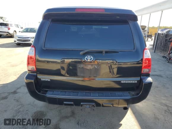✅ 2008 Toyota 4Runner Limited • VIN: JTEBU17R788107420 • Lot: 77694784. Wystawiony na Copart z przebiegiem 185 182 mil. Bezpłatny archiwum sprzedaży aukcyjnych z USA i szczegółowy raport historii pojazdu na DreamBid. Zdjęcie 6.