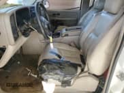 ✅ 2004 Chevrolet Suburban LT • VIN: 3GNEC16T34G185769 • Лот: 56181735. Опубликован ранее на Copart с пробегом 333 159 миль. Бесплатный доступ к архиву аукционных продаж из США и подробный отчёт об истории автомобиля на DreamBid. Изображение 7.