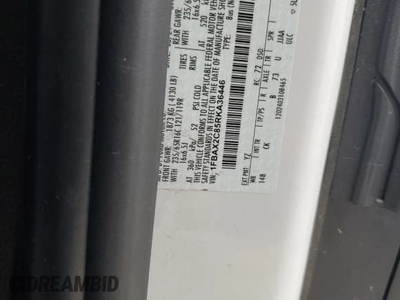 ✅ 2024 Ford Transit Passenger XL • VIN: 1FBAX2C85RKA36446 • Lot: 60238785. Wystawiony na Copart z przebiegiem 325 mil. Bezpłatny archiwum sprzedaży aukcyjnych z USA i szczegółowy raport historii pojazdu na DreamBid. Zdjęcie 14.