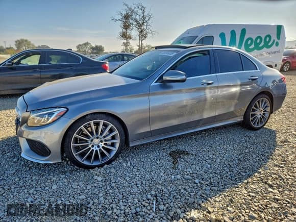 ✅ 2015 Mercedes-Benz C 300 Luxury • VIN: 55SWF4KB1FU008261 • Lot: 95096055. Listed on Copart with 102,395 mi. Free auction sales archive from the USA and detailed vehicle history report at DreamBid. Image 1.