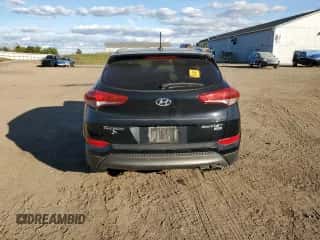2016 Hyundai Tucson Sport z VIN KM8J3CA22GU260055, wystawiony jako Copart lot #89866935 z przebiegiem Nie podano mil oraz Czysty tytuł • Clean title. Historia ofert i sprzedaży dostępna na DreamBid. Obrazek 6.