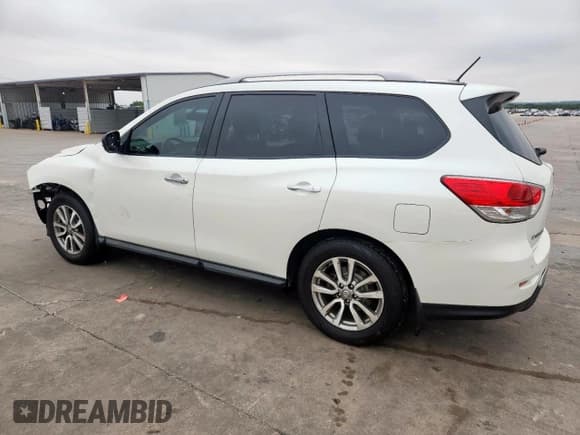 ✅ 2016 Nissan Pathfinder SV • VIN: 5N1AR2MN1GC612045 • Lot: 71159195. Listed on Copart with 178,738 mi. Free auction sales archive from the USA and detailed vehicle history report at DreamBid. Image 2.
