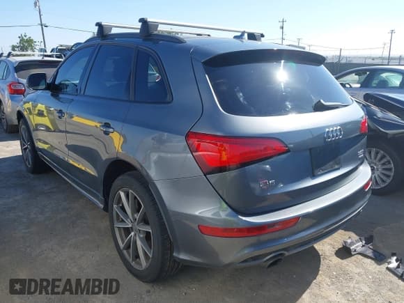 ✅ 2017 Audi Q5 Premium Plus • VIN: WA1D7AFP6HA076426 • Lot: 42327998. Listed on IAAI with 101,444 mi. Free auction sales archive from the USA and detailed vehicle history report at DreamBid. Image 3.