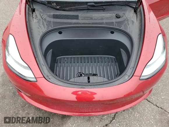 ✅ 2021 Tesla Model 3 Long Range • VIN: 5YJ3E1EB2MF855109 • Lot: 54778695. Wystawiony na Copart z przebiegiem 18 841 mil. Bezpłatny archiwum sprzedaży aukcyjnych z USA i szczegółowy raport historii pojazdu na DreamBid. Zdjęcie 11.