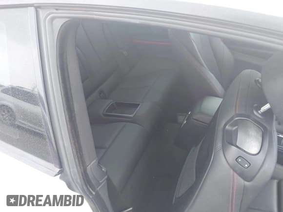 ✅ 2014 BMW 4 Series 435i xDrive • VIN: WBA3R5C59EK186119 • Lot: 41968020. Listed on IAAI with 97,187 mi. Free auction sales archive from the USA and detailed vehicle history report at DreamBid. Image 8.