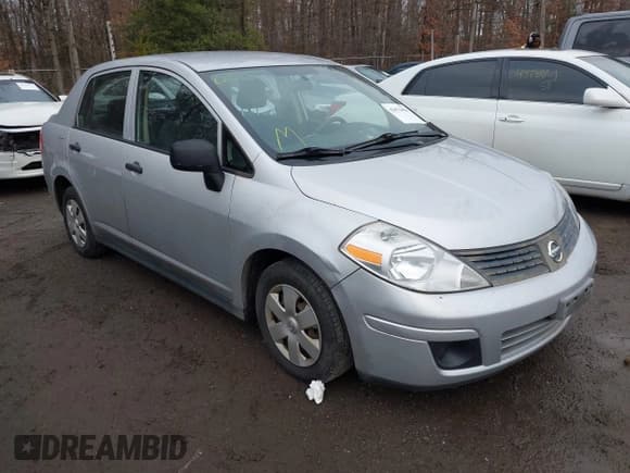 ✅ 2009 Nissan Versa 1.6 • VIN: 3N1CC11E99L467926 • Lot: 43674450. Listed on IAAI with 231,017 mi. Free auction sales archive from the USA and detailed vehicle history report at DreamBid. Image 1.