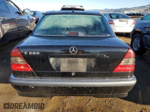 ✅ 2000 Mercedes-Benz C 230/260/280/320 • VIN: WDBHA29G0YA860383 • Lot: 87109294. Wystawiony na Copart z przebiegiem 135 777 mil. Bezpłatny archiwum sprzedaży aukcyjnych z USA i szczegółowy raport historii pojazdu na DreamBid. Zdjęcie 6.