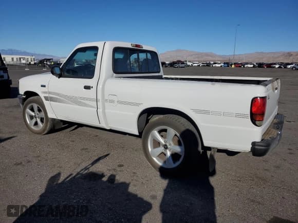 ✅ 1995 Mazda B-Series • VIN: 4F4CR12A6STM05562 • Lot: 53582395. Listed on Copart with 154,322 mi. Free auction sales archive from the USA and detailed vehicle history report at DreamBid. Image 2.
