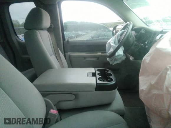 2013 Chevrolet Silverado 1500 LT with VIN 1GCRCSEAXDZ228214, listed as a IAAI auction lot 43047379 with 89,110 mi miles and . Bid and sale history available at DreamBid. Image 5.