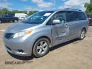 ✅ 2014 Toyota Sienna LE AAS • VIN: 5TDKK3DC9ES489463 • Lot: 42344427. Listed on IAAI with 233,265 mi. Free auction sales archive from the USA and detailed vehicle history report at DreamBid. Image 2.