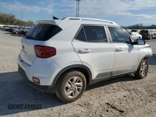 ✅ 2020 Hyundai Venue SEL • VIN: KMHRC8A3XLU017418 • Lot: 50766665. Listed on Copart with 44,207 mi. Free auction sales archive from the USA and detailed vehicle history report at DreamBid. Image 3.