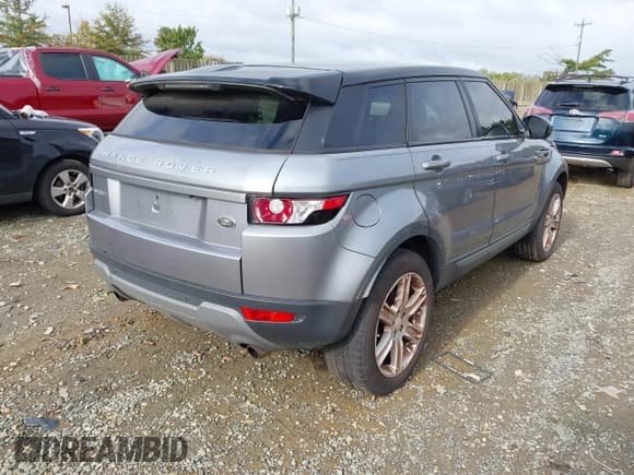 ✅ 2015 Land Rover Range Rover Evoque Pure Premium • VIN: SALVR2BG0FH973464 • Lot: 43441088. Wystawiony na IAAI z przebiegiem 122 550 mil. Bezpłatny archiwum sprzedaży aukcyjnych z USA i szczegółowy raport historii pojazdu na DreamBid. Zdjęcie 4.