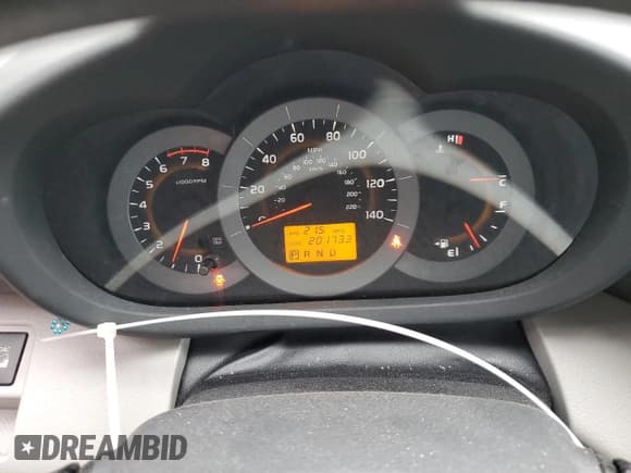 ✅ 2011 Toyota RAV4 • VIN: 2T3JF4DV6BW154565 • Lot: 92179535. Listed on Copart with 201,733 mi. Free auction sales archive from the USA and detailed vehicle history report at DreamBid. Image 9.