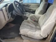 ✅ 2000 GMC Sonoma SLS 1SE • VIN: 1GTCS1442Y8105372 • Lot: 72524884. Wystawiony na Copart z przebiegiem 134 981 mil. Bezpłatny archiwum sprzedaży aukcyjnych z USA i szczegółowy raport historii pojazdu na DreamBid. Zdjęcie 7.