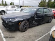 ✅ 2023 BMW 7 Series 740i • VIN: WBA23EH06PCL98645 • Лот: 53717653. Опубликован ранее на Copart с пробегом Не указан. Бесплатный доступ к архиву аукционных продаж из США и подробный отчёт об истории автомобиля на DreamBid. Изображение 1.