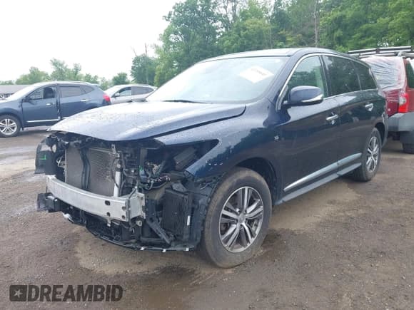 ✅ 2020 Infiniti QX60 Signature Edition • VIN: 5N1DL0MM5LC500837 • Lot: 42209641. Wystawiony na IAAI z przebiegiem 90 503 mil. Bezpłatny archiwum sprzedaży aukcyjnych z USA i szczegółowy raport historii pojazdu na DreamBid. Zdjęcie 2.