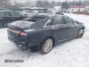 ✅ 2013 Lincoln MKZ • VIN: 3LN6L2GK0DR825820 • Lot: 41603721. Wystawiony na IAAI z przebiegiem 110 837 mil. Bezpłatny archiwum sprzedaży aukcyjnych z USA i szczegółowy raport historii pojazdu na DreamBid. Zdjęcie 4.