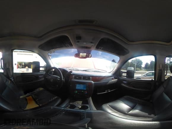 ✅ 2008 Chevrolet Silverado 1500 LTZ • VIN: 2GCEK13Y281241713 • Lot: 42490545. Listed on IAAI with 251,667 mi. Free auction sales archive from the USA and detailed vehicle history report at DreamBid. Image 18.