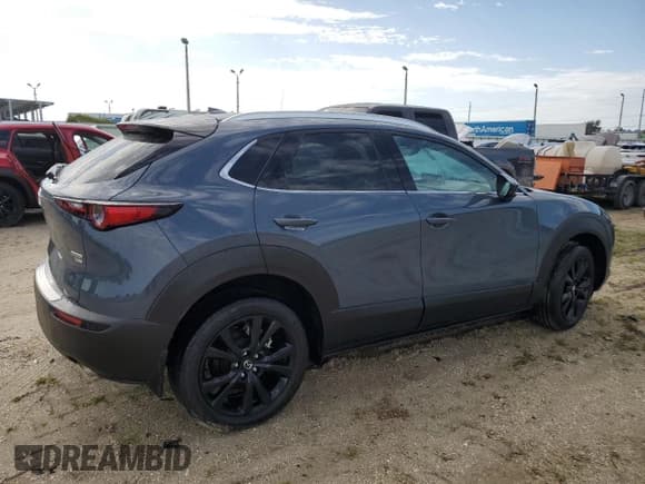 ✅ 2024 Mazda CX-30 Premium • VIN: 3MVDMBDY5RM616352 • Lot: 68625774. Wystawiony na Copart z przebiegiem Nie podano. Bezpłatny archiwum sprzedaży aukcyjnych z USA i szczegółowy raport historii pojazdu na DreamBid. Zdjęcie 3.