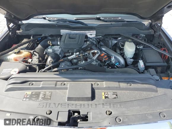 ✅ 2015 Chevrolet Silverado 2500HD LT • VIN: 1GC1KVE8XFF585086 • Lot: 63446335. Listed on Copart with 116,672 mi. Free auction sales archive from the USA and detailed vehicle history report at DreamBid. Image 11.