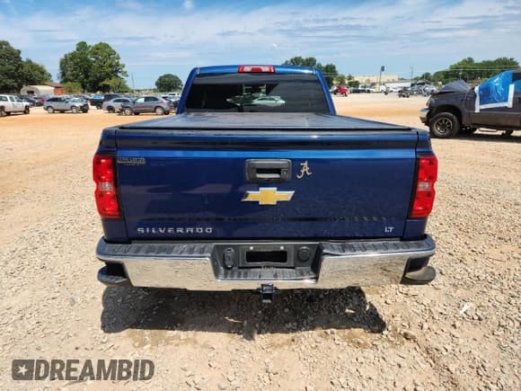 ✅ 2015 Chevrolet Silverado 1500 LT • VIN: 1GCVKREC6FZ411611 • Lot: 70328325. Listed on Copart with 105,981 mi. Free auction sales archive from the USA and detailed vehicle history report at DreamBid. Image 6.