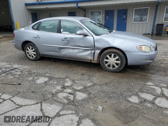 ✅ 2006 Buick LaCrosse CX • VIN: 2G4WC582361241211 • Lot: 92286265. Listed on Copart with Not provided. Free auction sales archive from the USA and detailed vehicle history report at DreamBid. Image 4.