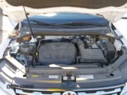 ✅ 2019 Volkswagen Tiguan SE • VIN: 3VV3B7AXXKM067038 • Lot: 43551584. Wystawiony na IAAI z przebiegiem 78 977 mil. Bezpłatny archiwum sprzedaży aukcyjnych z USA i szczegółowy raport historii pojazdu na DreamBid. Zdjęcie 10.