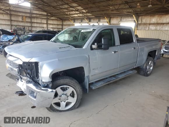✅ 2015 Chevrolet Silverado 2500HD LTZ • VIN: 1GC1KWE82FF140198 • Lot: 53965755. Wystawiony na Copart z przebiegiem 79 198 mil. Bezpłatny archiwum sprzedaży aukcyjnych z USA i szczegółowy raport historii pojazdu na DreamBid. Zdjęcie 1.