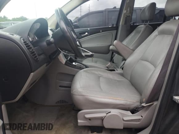 ✅ 2006 Saturn VUE • VIN: 5GZCZ534X6S840247 • Lot: 61170325. Wystawiony na Copart z przebiegiem 206 838 mil. Bezpłatny archiwum sprzedaży aukcyjnych z USA i szczegółowy raport historii pojazdu na DreamBid. Zdjęcie 7.