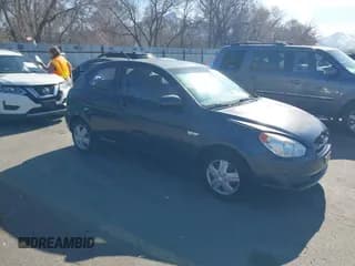 ✅ 2010 Hyundai Accent GS • VIN: KMHCM3AC8AU181026 • Лот: 41766879. Опубликован ранее на IAAI с пробегом 92 355 миль. Бесплатный доступ к архиву аукционных продаж из США и подробный отчёт об истории автомобиля на DreamBid. Изображение 1.