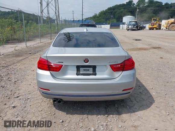 ✅ 2014 BMW 4 Series 428i xDrive • VIN: WBA3N5C50EF716708 • Lot: 42867738. Listed on IAAI with 103,412 mi. Free auction sales archive from the USA and detailed vehicle history report at DreamBid. Image 16.