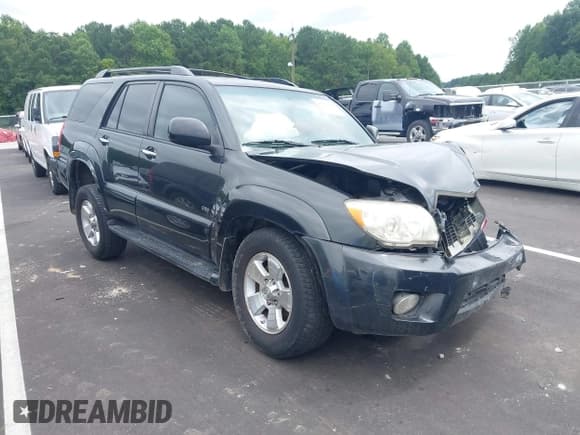 ✅ 2008 Toyota 4Runner SR5 • VIN: JTEZU14R18K007190 • Lot: 43011494. Listed on IAAI with 245,165 mi. Free auction sales archive from the USA and detailed vehicle history report at DreamBid. Image 1.