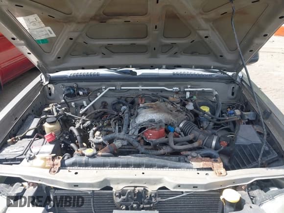 ✅ 2004 Nissan Frontier XE • VIN: 1N6ED29Y64C456178 • Lot: 43240322. Wystawiony na IAAI z przebiegiem 139 739 mil. Bezpłatny archiwum sprzedaży aukcyjnych z USA i szczegółowy raport historii pojazdu na DreamBid. Zdjęcie 10.