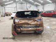 ✅ 2019 Kia Sportage EX • VIN: KNDPNCAC1K7577740 • Лот: 43689617. Опубликован ранее на IAAI с пробегом 139 472 миль. Бесплатный доступ к архиву аукционных продаж из США и подробный отчёт об истории автомобиля на DreamBid. Изображение 16.