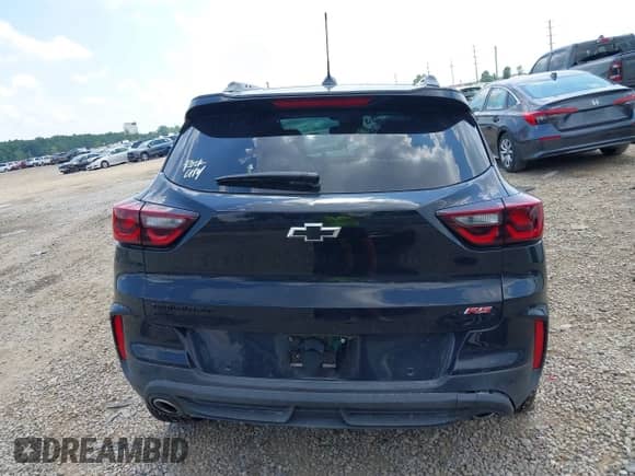 2025 Chevrolet TrailBlazer RS с VIN KL79MUSL5SB080135, выставлен на аукционе IAAI как лот 42618033 с пробегом 14 074 миль миль и . История ставок и продаж доступна на DreamBid. Изображение 17.