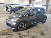 ✅ 2017 Chevrolet Bolt EV Premier • VIN: 1G1FX6S0XH4136767 • Lot: 80082674. Wystawiony na Copart z przebiegiem 118 428 mil. Bezpłatny archiwum sprzedaży aukcyjnych z USA i szczegółowy raport historii pojazdu na DreamBid. Zdjęcie 1.
